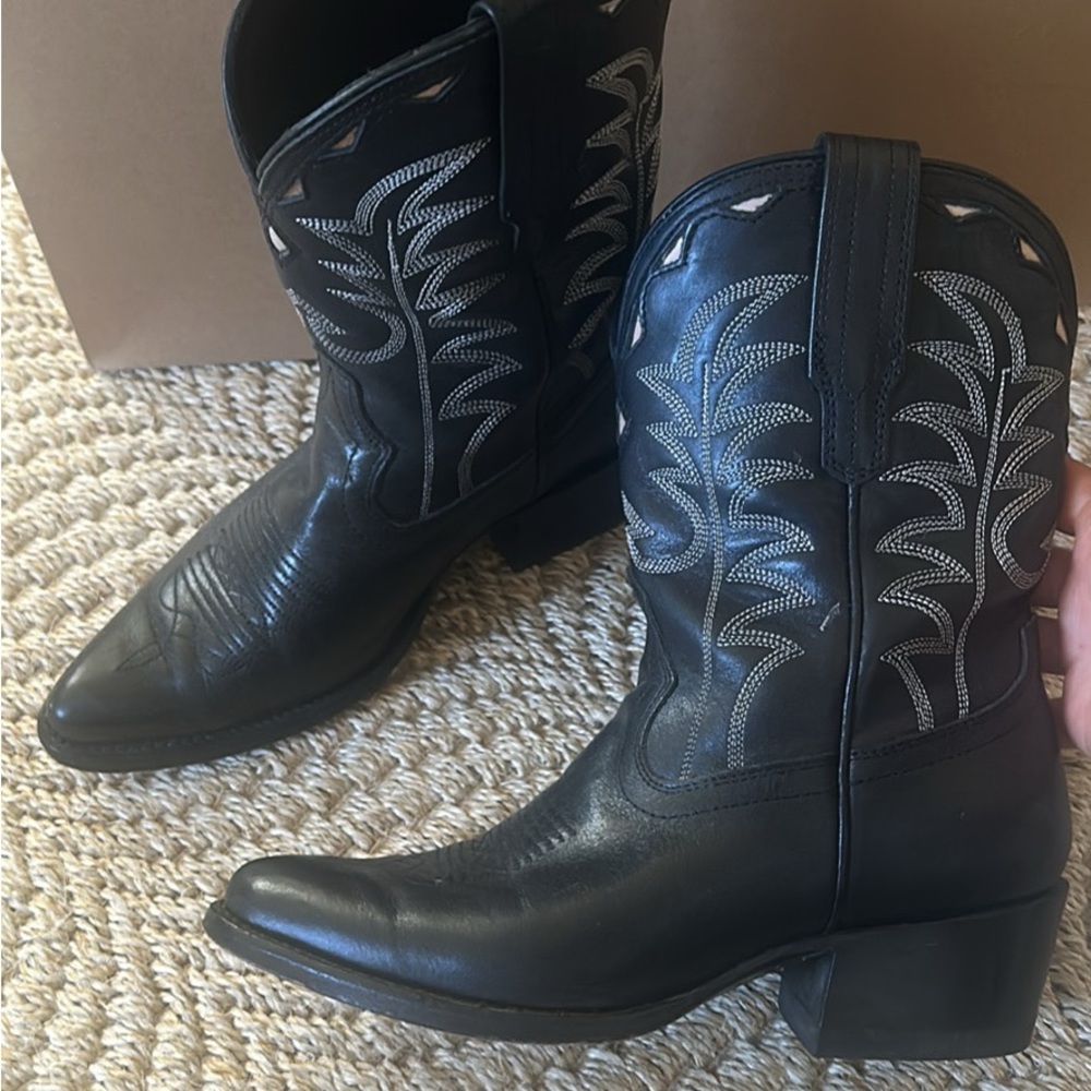 Tecovas women’s black boots